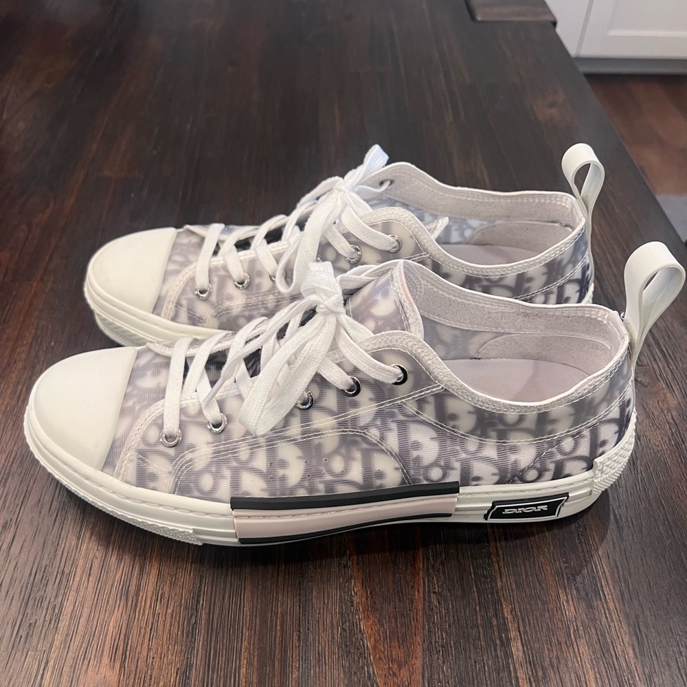 Dior Men’s White and Gray Sneakers